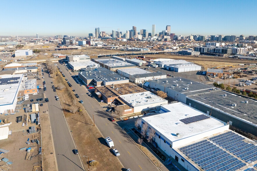 More Photos Of 380-400 Quivas St, Denver Warehouse For Sale