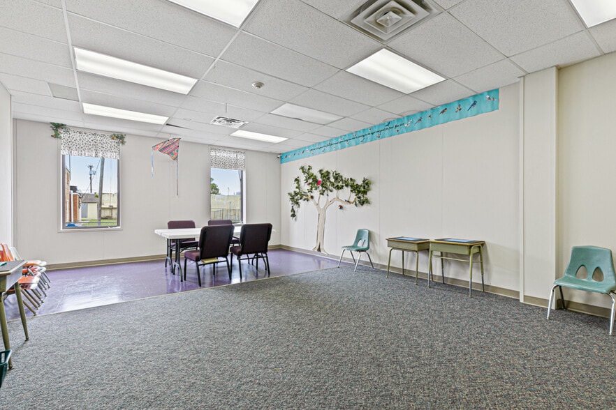 More Photos Of 2703 Wesley St, Greenville Religious Facility For Sale