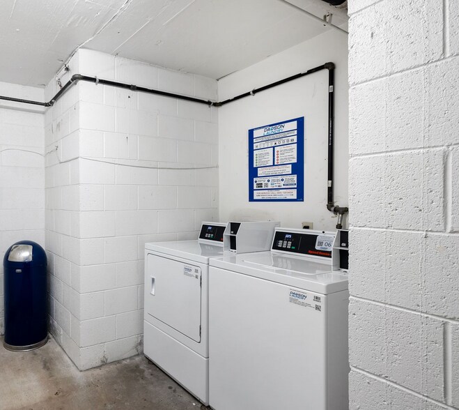 More Photos Of 1527 Veteran Ave, Los Angeles Apartments For Sale
