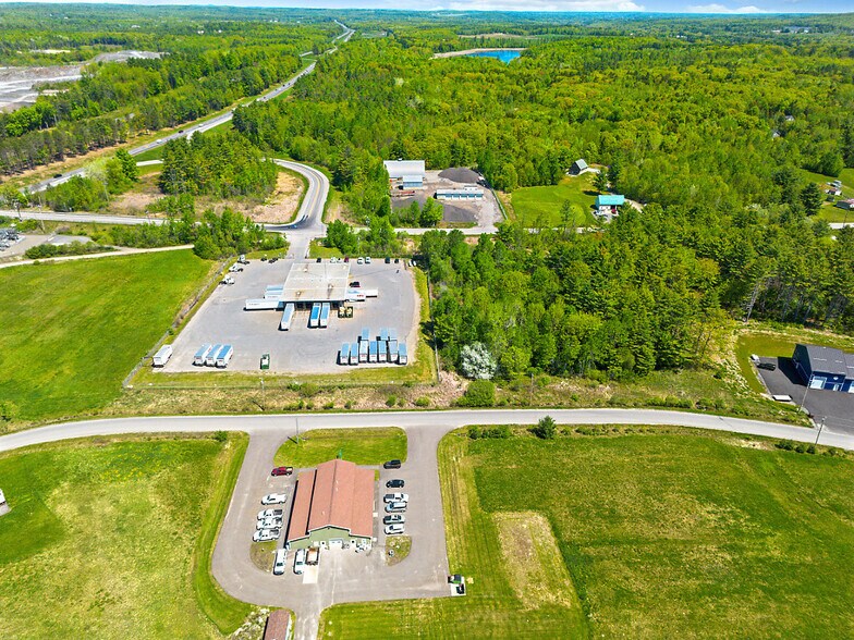 More Photos Of 122 Lyons Rd, Sidney Industrial For Sale