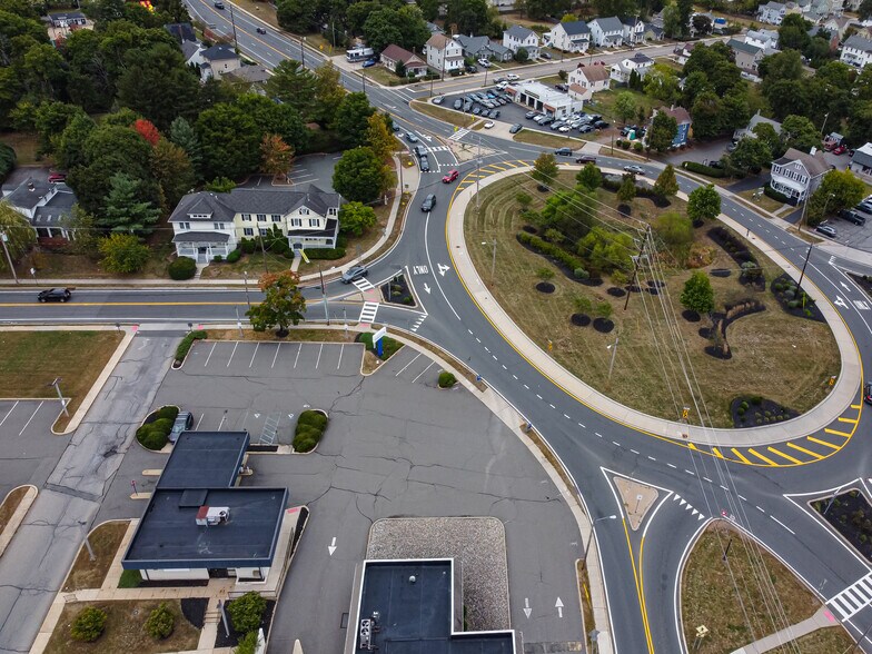 More Photos Of 221 S Main St, Flemington Office For Lease