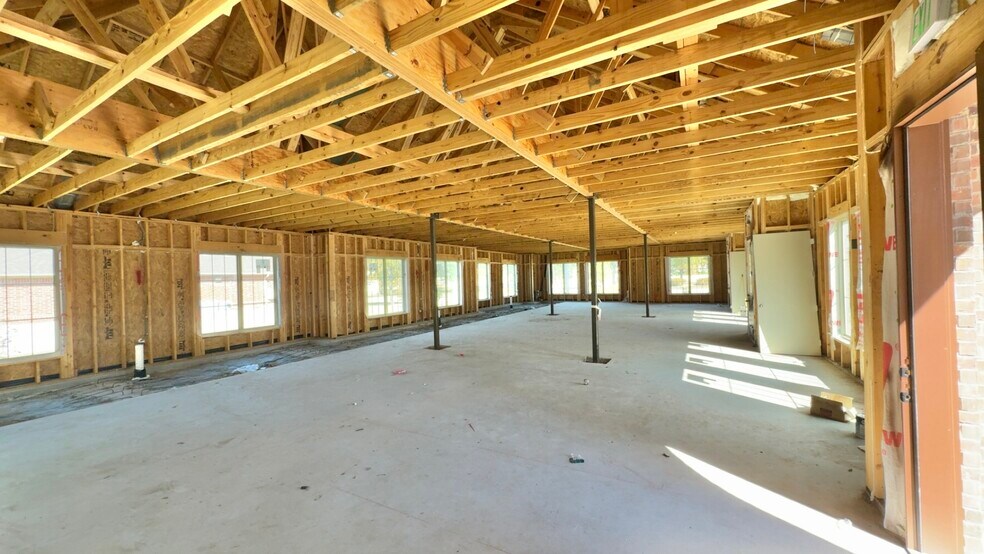 More Photos Of 305 Regency Pky, Mansfield Medical For Lease