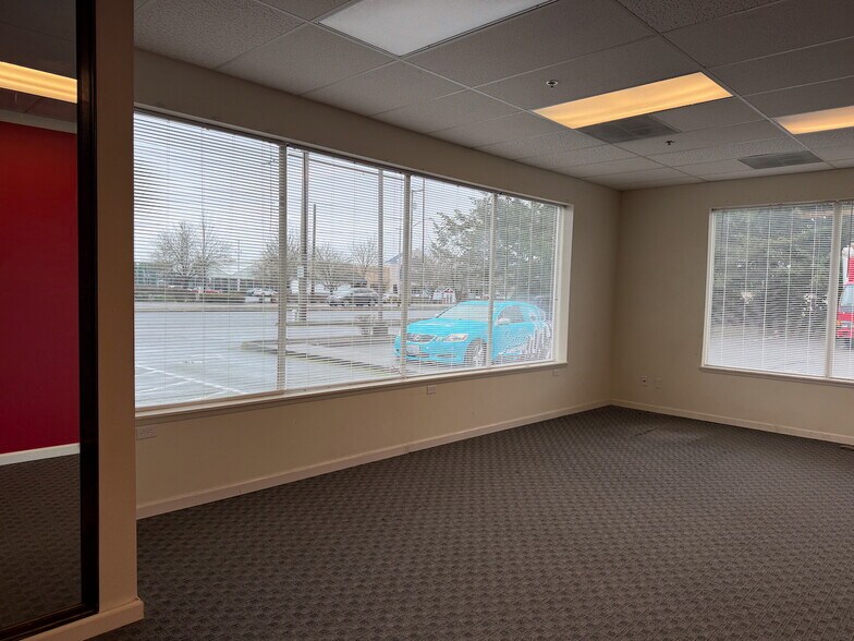 More Photos Of 5202 100th St SW, Lakewood Medical For Lease