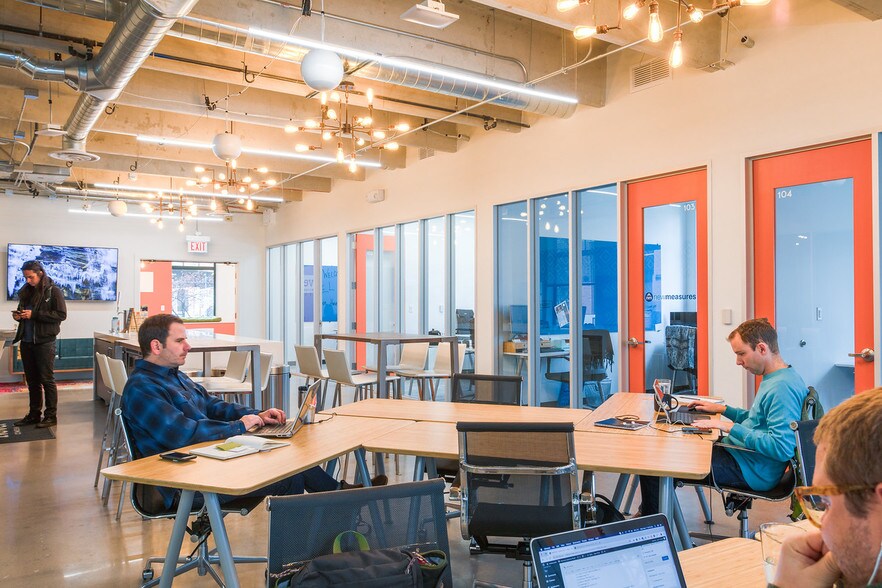 More Photos Of 1495 Canyon Blvd, Boulder Coworking Space