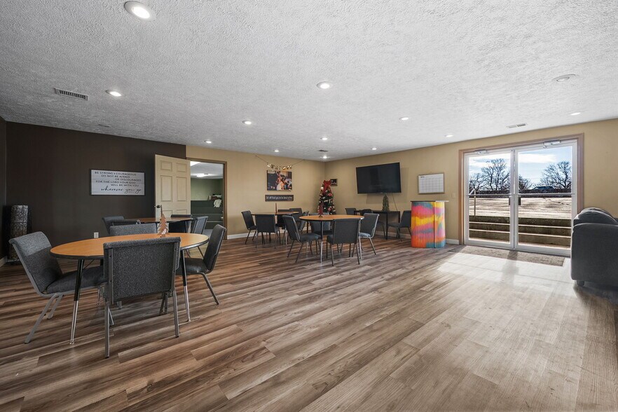 More Photos Of 25715 Highway 17, Waynesville Specialty For Sale