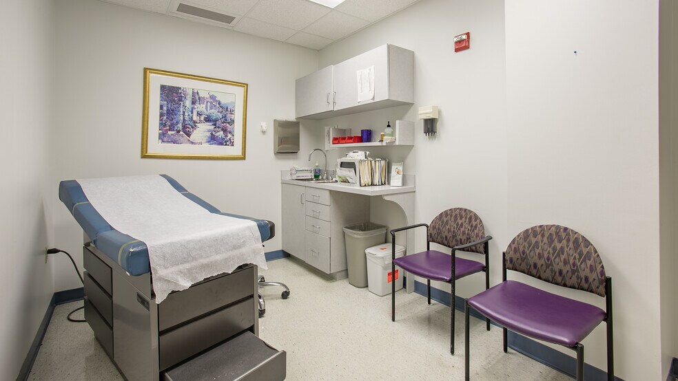 More Photos Of 7350 Sand Lake Commons Blvd, Orlando Medical For Lease