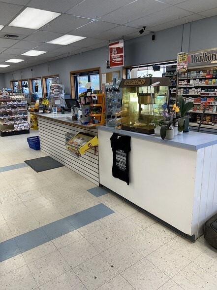 More Photos Of 5330 York Rd, Helena Convenience Store For Sale