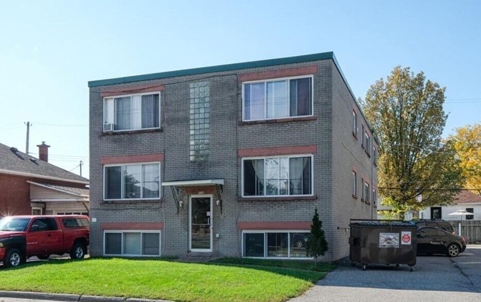 Primary Photo Of , Ottawa Multifamily For Sale
