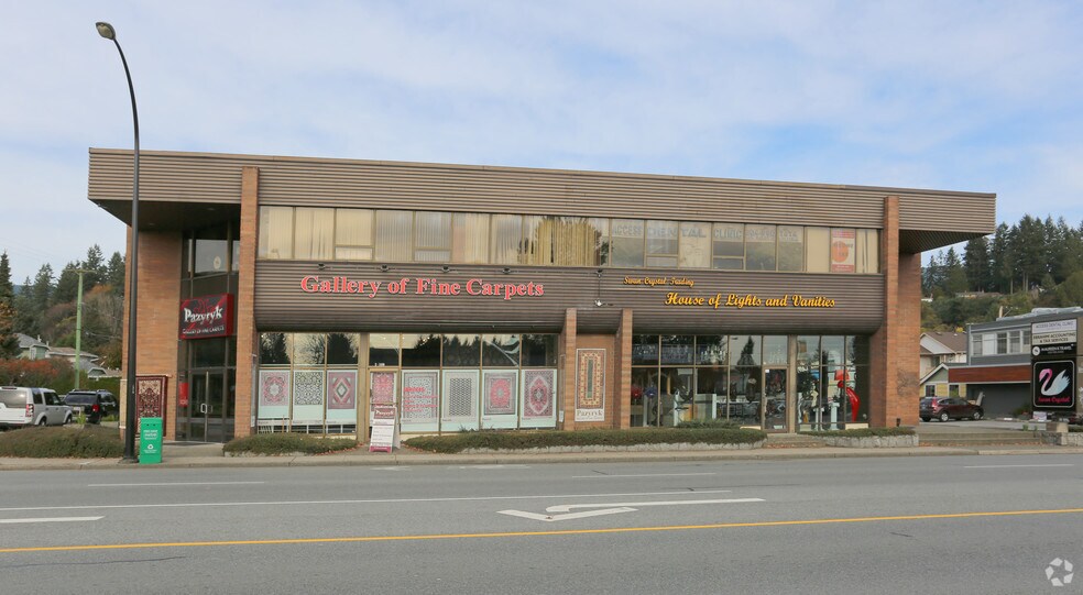 Primary Photo Of 1478-1480 Marine Dr, North Vancouver District Storefront Retail Office For Lease