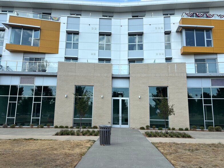More Photos Of 1401 NE John Deshields Blvd, Bentonville Apartments For Lease