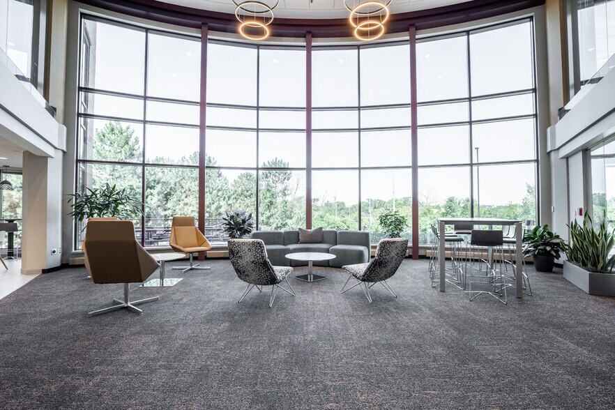 More Photos Of 1200 N Mayfair Rd, Wauwatosa Office For Lease
