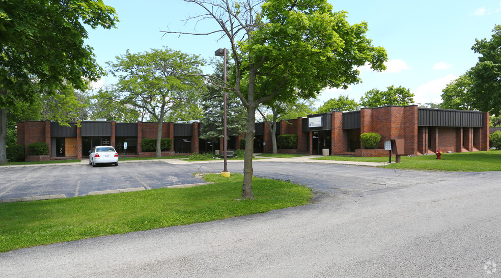 Primary Photo Of 616 S Route 31, Mchenry Office For Sale