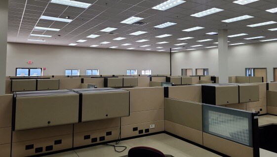 More Photos Of 64 Union Ave, Sudbury Flex For Sale