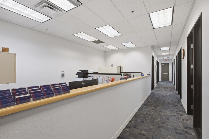 More Photos Of 10151 Park Run Dr, Las Vegas Office For Sale