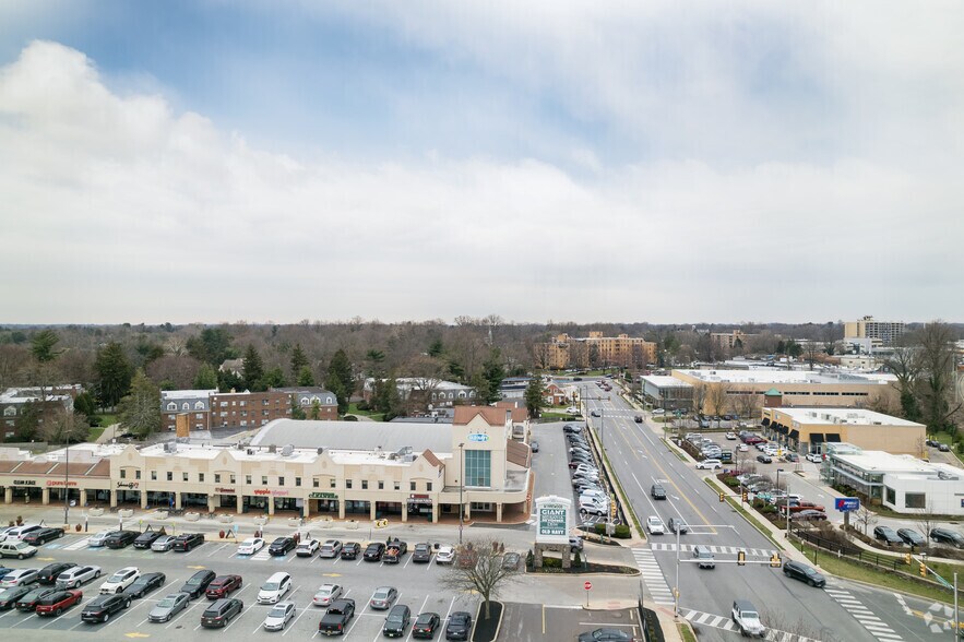 More Photos Of 50 E Wynnewood Rd, Wynnewood Unknown For Lease