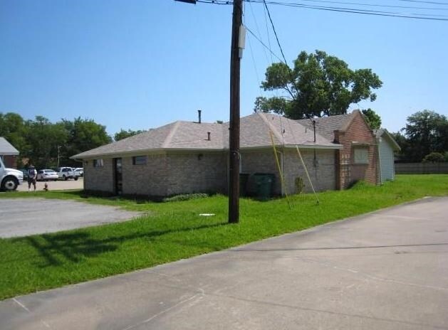 More Photos Of 4527 Stonewall St, Greenville Medical For Sale