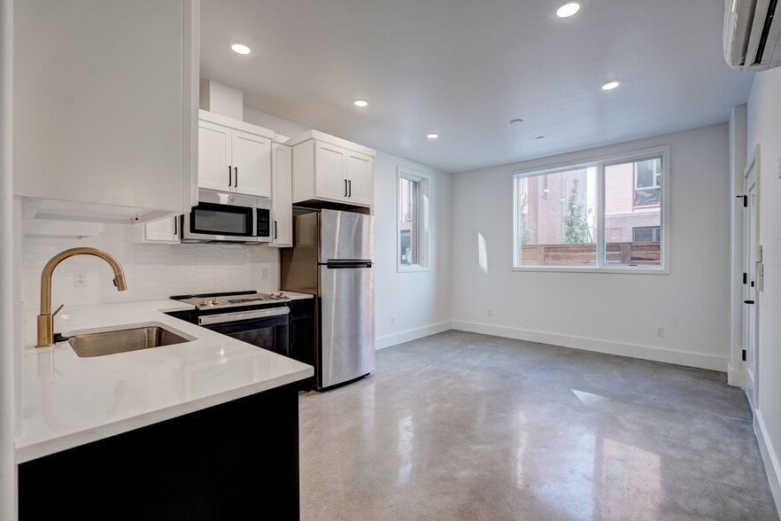 More Photos Of 1700 Spoke St, Oklahoma City Office Residential For Sale