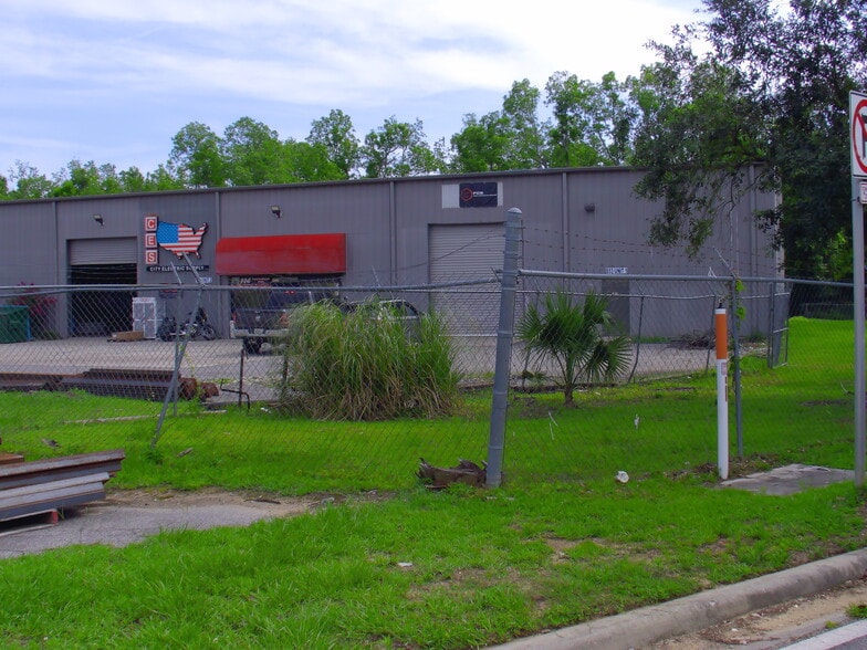 More Photos Of 553 Capital Cir SW, Tallahassee Warehouse For Lease