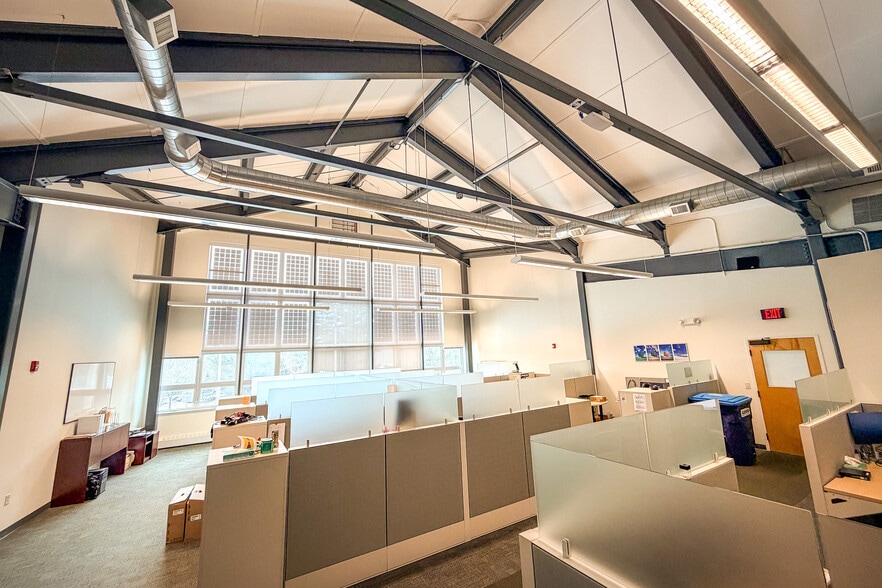 More Photos Of 193 Home Farm Way, Waitsfield Office For Sale