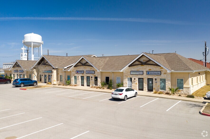 More Photos Of 1300 Dacy Ln, Kyle Office For Sale