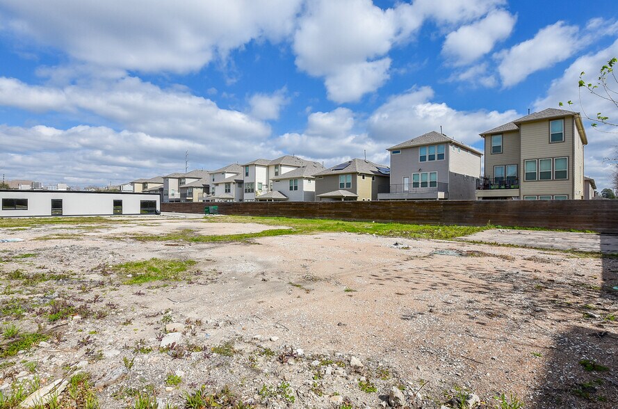 More Photos Of 8703 Meadowcroft Dr, Houston Medical For Lease