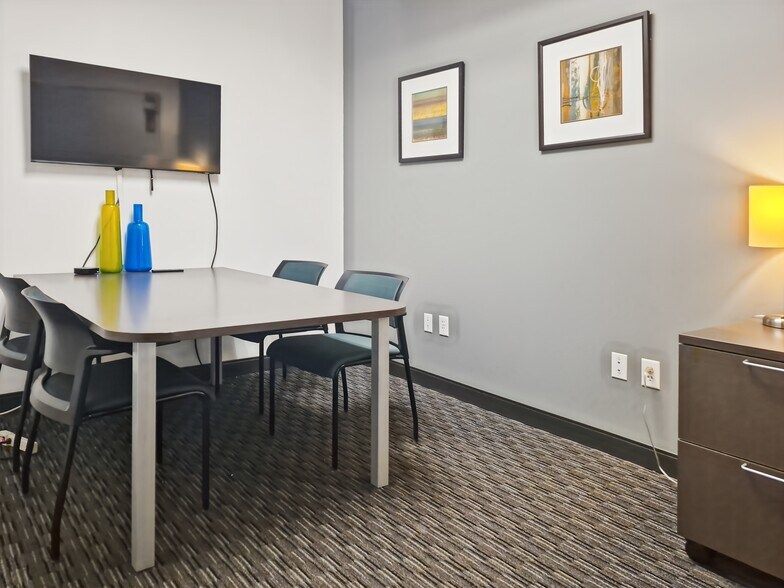 More Photos Of 10200 Forest Green Blvd, Louisville Coworking Space