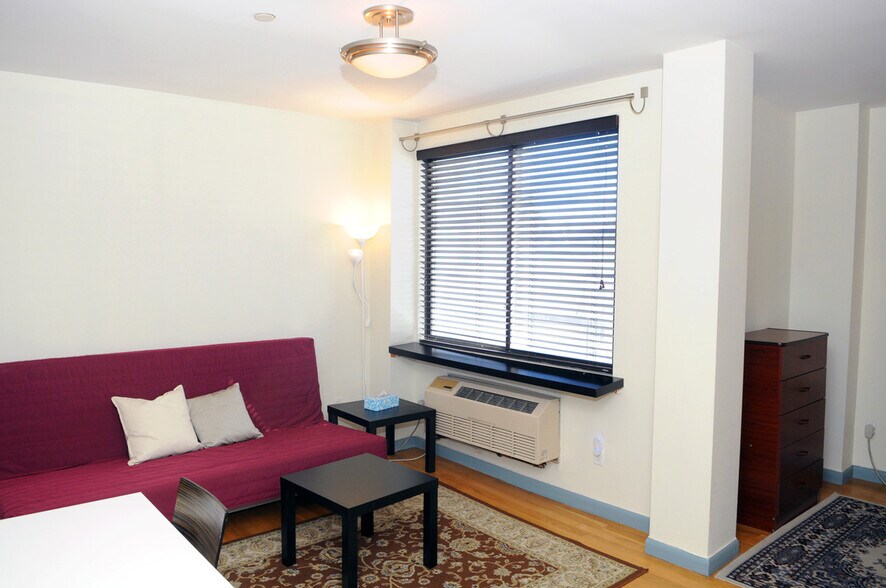 More Photos Of 518 Meeker Ave, Brooklyn Apartments For Sale