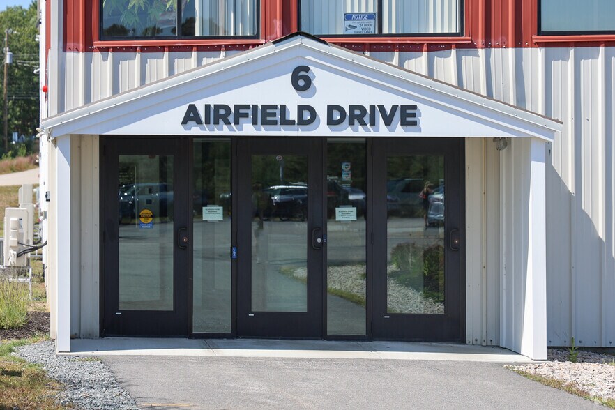More Photos Of 6 Airfield Dr, Rye Warehouse For Sale