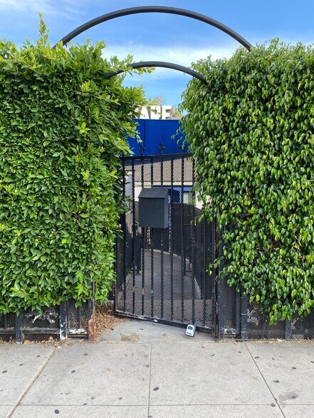 More Photos Of 8218 W Sunset Blvd, West Hollywood Loft Creative Space For Lease