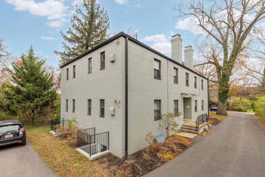 More Photos Of 7404 Columbia Ave, College Park Apartments For Sale