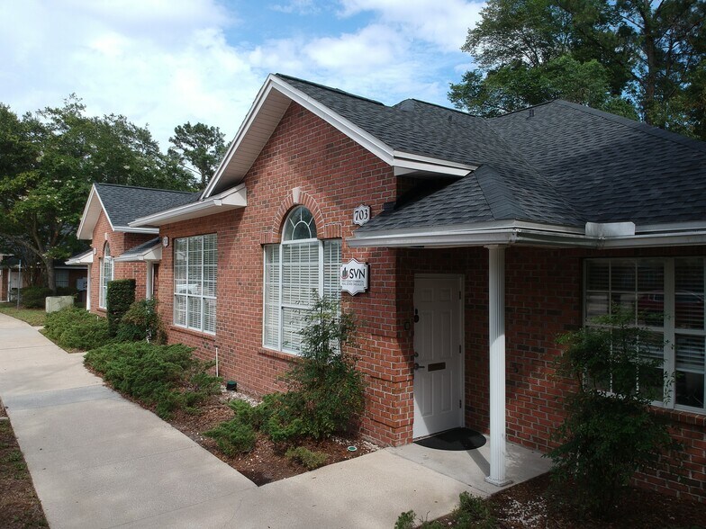 More Photos Of 8833 Perimeter Park Blvd, Jacksonville Medical For Sale