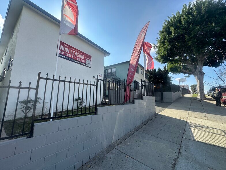 More Photos Of 806 E Hyde Park Blvd, Inglewood Apartments For Sale