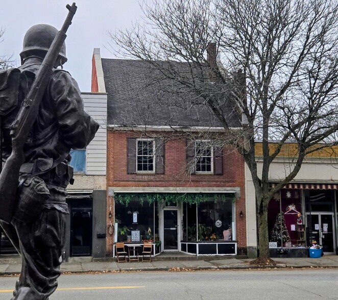 Primary Photo Of 70 Main St, Windsor Restaurant For Sale