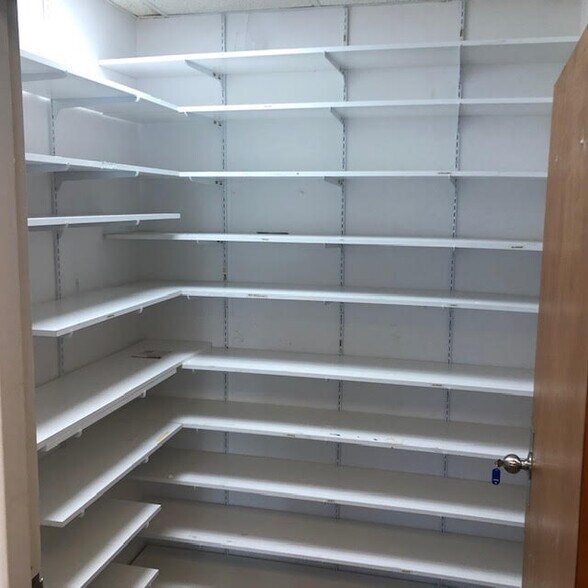 More Photos Of 4700 E Iliff Ave, Denver Medical For Sale