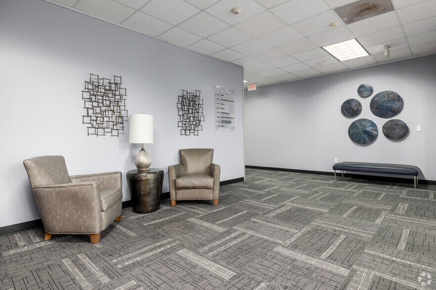 More Photos Of 2700 Research Forest Dr, The Woodlands Office For Lease