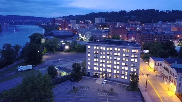 More Photos Of 2001 Main St, Wheeling Office For Lease