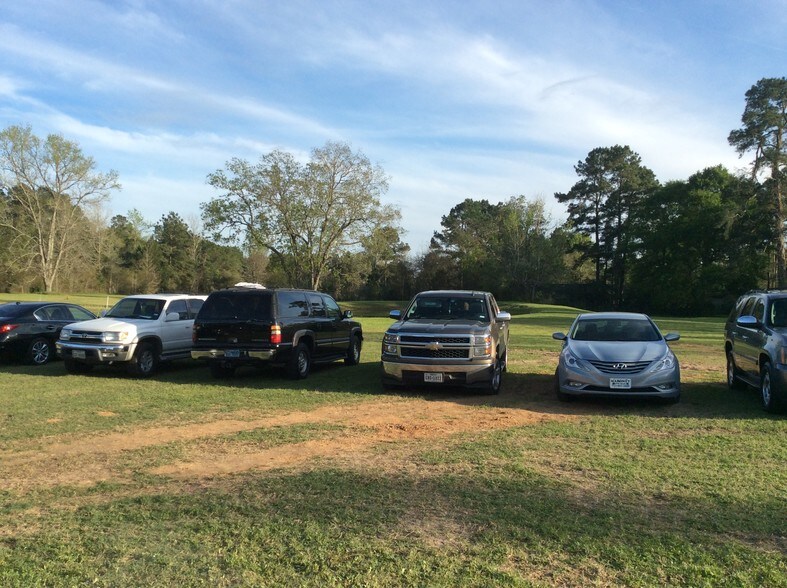 More Photos Of 13705 FM 2432 Rd, Willis Lodge Meeting Hall For Lease