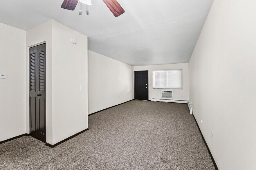 More Photos Of 2144 W Sylvania Ave, Toledo Apartments For Sale