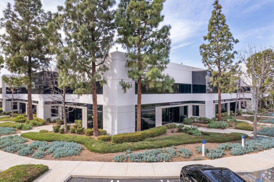 More Photos Of 3002 Dow Ave, Tustin Light Manufacturing For Lease