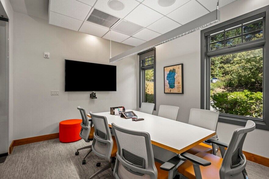 More Photos Of 936 Southwood Blvd, Incline Village Loft Creative Space For Lease