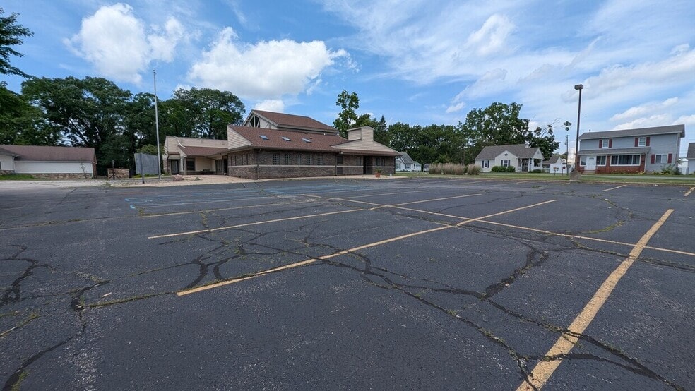 More Photos Of 12555 SR 23 SR 23, Granger Office For Lease