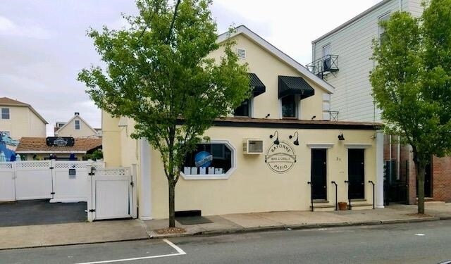 More Photos Of 31 Cottage St, Bayonne Restaurant For Sale