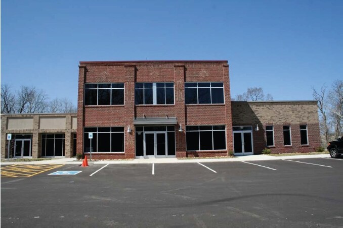 More Photos Of 2575 Willow Point Way, Knoxville Office For Lease