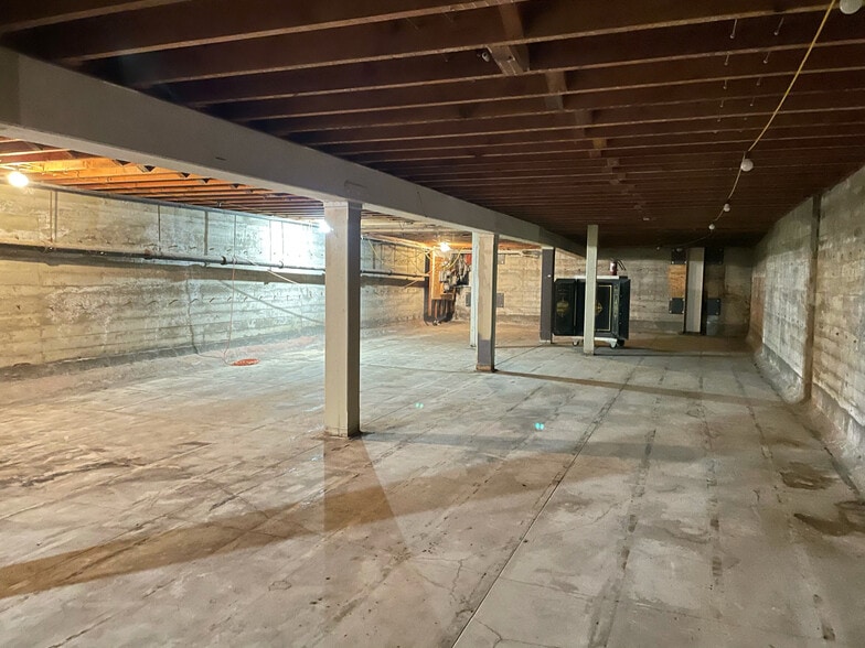 More Photos Of 2277 Shattuck Ave, Berkeley Storefront For Sale