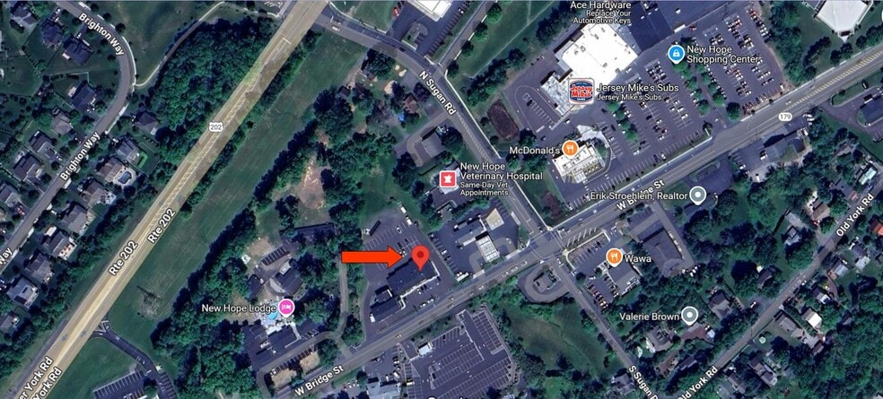 More Photos Of 352-362 W Bridge St, New Hope General Retail For Lease