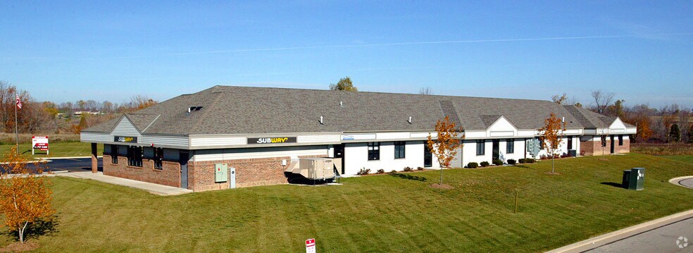 More Photos Of N168W22710-N168W22730 Prairie View Ln, Jackson Unknown For Lease