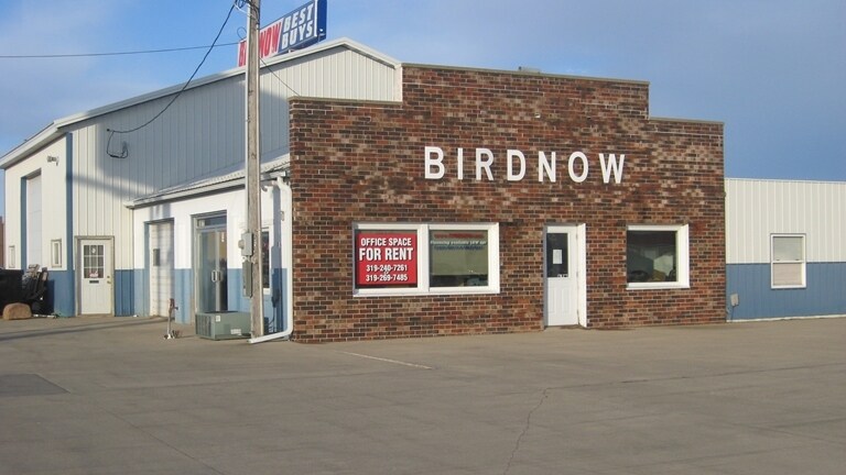 Primary Photo Of 2343 Jamestown Ave, Independence Auto Repair For Sale