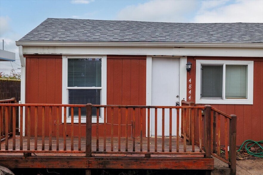 More Photos Of 4848 NE 99th Ave, Portland Apartments For Sale