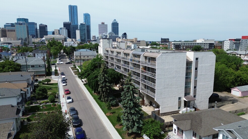More Photos Of 9342 103rd Ave NW, Edmonton Apartments For Sale