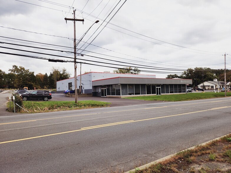 More Photos Of 613 New Loudon Rd, Latham Auto Dealership For Sale